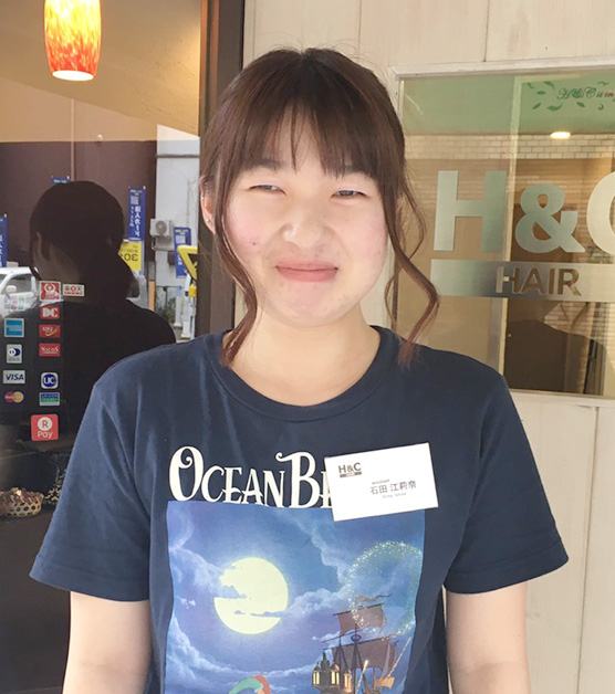 ヘアーメイクメイ スタッフ